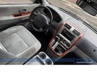 Gebraucht Kia Carnival EX 144 PS (105 kW) 2004 Silber Van / Kleinbus