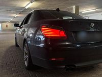 Gebraucht BMW 525 218 PS (160 kW) 2007 Schwarz Limousine