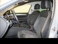 Gebraucht VW Passat Elegance 150 PS (110 kW) 2023 Grau Kombi