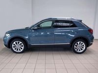 Gebraucht VW T-Roc Style 150 PS (110 kW) 2023 Petroleum blau metallic SUV