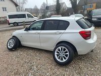 Gebraucht BMW 116 136 PS (100 kW) 2011 Weiß Kleinwagen