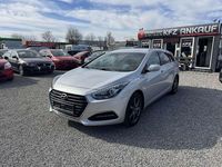 Gebraucht Hyundai i40 Style 141 PS (103 kW) 2017 Platinum silver / met Kombi
