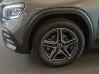 Gebraucht Mercedes GLB200 AMG 163 PS (119 kW) 2023 Metalliclack mountaingrau SUV