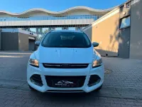 Gebraucht Ford Kuga 150 PS (110 kW) 2016 Weiß SUV