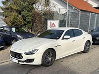 Gebraucht Maserati Ghibli 330 PS (242 kW) 2021 Weiß Limousine