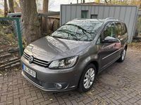 Gebraucht VW Touran Highline 170 PS (125 kW) 2013 Grau Van / Kleinbus