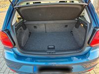 Gebraucht VW Polo LOUNGE 75 PS (55 kW) 2015 Blau Limousine