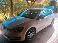 Gebraucht VW Golf VII 86 PS (63 kW) 2016 Weiß Limousine