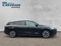 Używany Ford Focus Titanium 125 KM (91 kW) 2023 Czarny Kombi