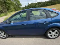 Gebraucht Ford Focus 101 PS (74 kW) 2009 Blau Limousine