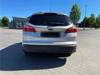 Używany Ford Focus 105 KM (77 kW) 2011 Srebrny Kombi