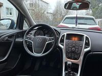 Gebraucht Opel Astra Edition 140 PS (102 kW) 2015 Blau Limousine