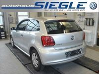 Gebraucht VW Polo 75 PS (55 kW) 2013 Silber metallic Kleinwagen