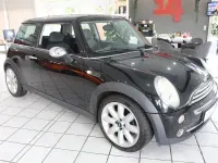 Gebraucht Mini Cooper 85 kW (116 PS) 2005 Schwarz Kleinwagen