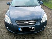 Gebraucht Kia Ceed 126 PS (92 kW) 2009 Blau Kleinwagen