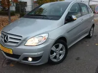 Gebraucht Mercedes B170 116 PS (85 kW) 2008 Silber Van / Kleinbus