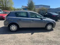 Gebraucht Opel Astra 105 PS (77 kW) 2008 Grau Limousine