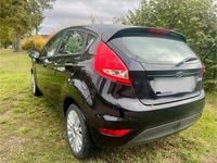 Gebraucht Ford Fiesta Trend 82 PS (60 kW) 2010 Schwarz Kleinwagen