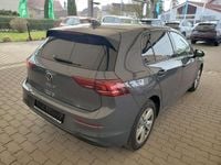 Gebraucht VW Golf VIII Life 116 PS (85 kW) 2025 Delfingrau metallic Limousine