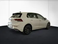 Gebraucht VW Golf VIII Style 131 PS (96 kW) 2022 Weiß Limousine