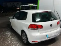 Gebraucht VW Golf VI 122 PS (89 kW) 2010 Weiß Kleinwagen