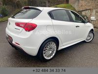 Gebraucht Alfa Romeo Giulietta 120 PS (88 kW) 2020 Weiß Kleinwagen