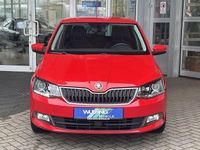 Gebraucht Skoda Fabia Joy 75 PS (55 kW) 2016 Rot Limousine