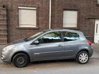 Gebraucht Renault Clio IV 75 PS (55 kW) 2013 Grau Kleinwagen