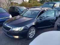 Gebraucht Skoda Superb Exclusive 170 PS (125 kW) 2015 Schwarzmagic perleffekt Kombi