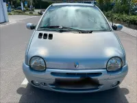 Używany Renault Twingo 75 KM (55 kW) 2003 Srebrny Hatchback