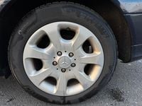 Gebraucht Mercedes C180 143 PS (105 kW) 2004 Schwarz Limousine