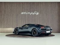 Gebraucht Ferrari 296 829 PS (609 kW) 2024 Blau Cabrio