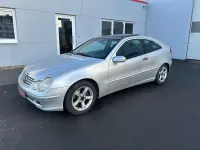 Gebraucht Mercedes CL200 163 PS (119 kW) 2002 Brillant silber Coupé