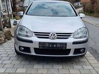 Gebraucht VW Golf IV Trendline 102 PS (75 kW) 2005 Grau Kleinwagen