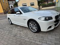 Gebraucht BMW 530 M Sport 258 PS (189 kW) 2015 Weiß Kombi