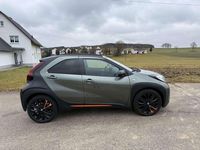 Gebraucht Toyota Aygo X-plore 72 PS (52 kW) 2022 Grau Kleinwagen