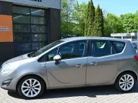 Usata Opel Meriva Edition 101 CV (74 kW) 2010 Grigio Monovolume