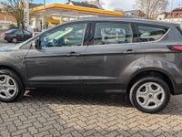 Gebraucht Ford Kuga Trend 120 PS (88 kW) 2017 Grau SUV