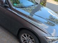 Gebraucht BMW 316 Advantage 116 PS (85 kW) 2019 Grau Kombi