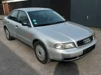 Brugt Audi A4 125 HK (91 kW) 1995 Sølv Sedan