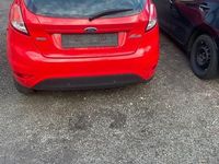 Gebraucht Ford Fiesta 80 PS (58 kW) 2013 Rot Limousine