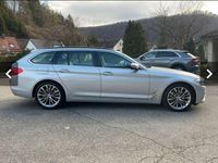 Gebraucht BMW 530 265 PS (194 kW) 2020 Silber Kombi