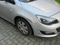 Usata Opel Astra 140 CV (102 kW) 2013 Argento Station wagon