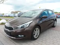 Gebraucht Kia Ceed Edition 7 135 PS (99 kW) 2012 Braun Kleinwagen
