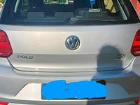Gebraucht VW Polo 90 PS (66 kW) 2016 Grau Kleinwagen
