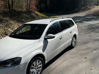 Gebraucht VW Passat Comfortline 105 PS (77 kW) 2012 Weiß Kombi
