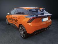 Gebraucht MG MG4 EV Luxury 150 kW (204 PS) 2023 Fizzy orange (metallic) Kleinwagen