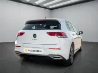 Gebraucht VW Golf VII 150 PS (110 kW) 2021 Weiss Kleinwagen