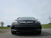 Gebraucht Opel Astra GTC 165 PS (121 kW) 2014 Schwarz Coupé