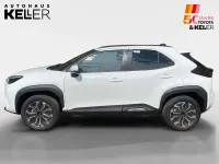 Neu Toyota Yaris Cross 131 PS (96 kW) 2026 Weiß SUV